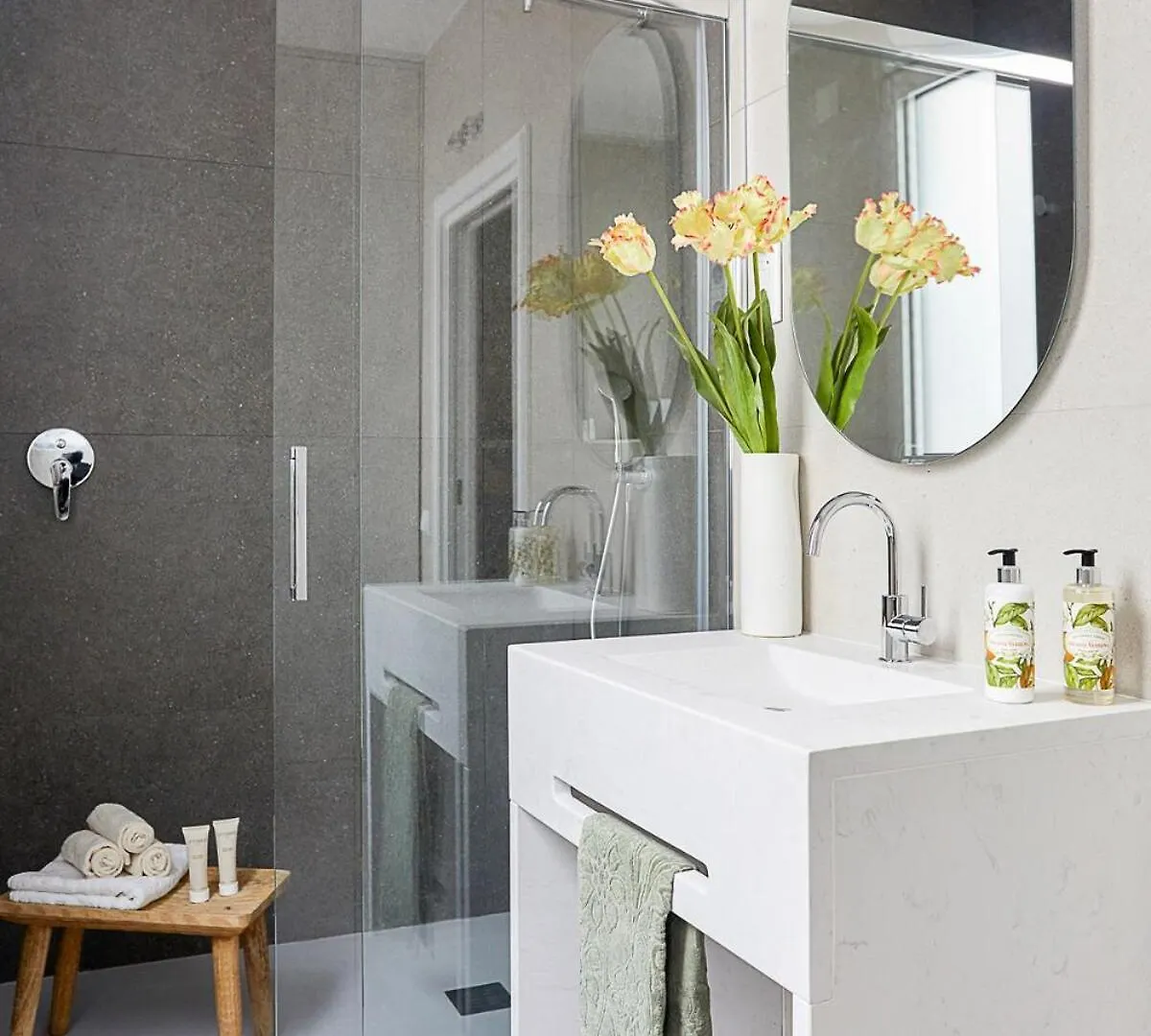 4-Bedrooms Munich Apartment 독일