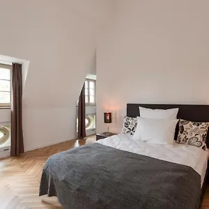 Apartment Srs, München