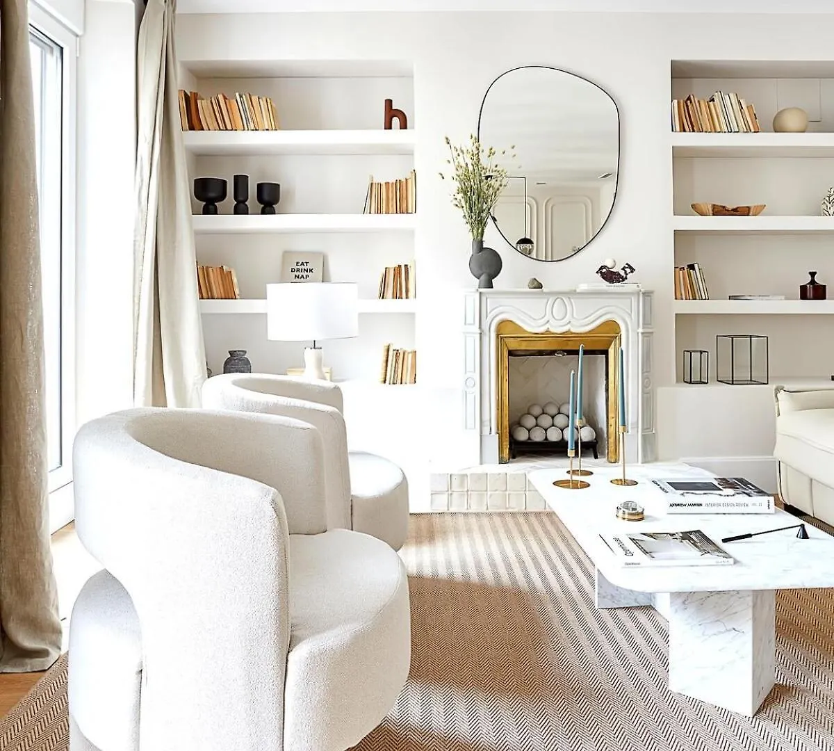 4-Bedrooms Munich Apartment contacts